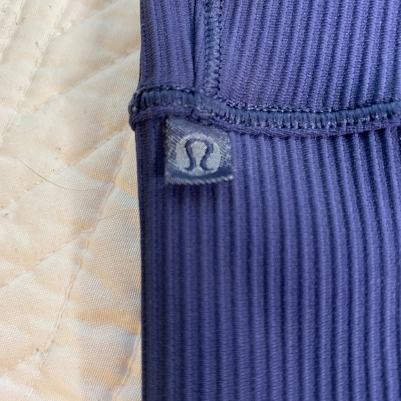 Lululemon 2pc Navy Blue top sports tank bra and shirt - Picture 9 of 14